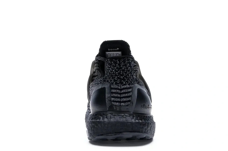 Фото № 4 с приближением к товару «‎adidas Ultra Boost 3.0 Black Silver»