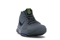 Фото № 2 с приближением к товару «‎Nike Kyrie 3 Cool Grey»