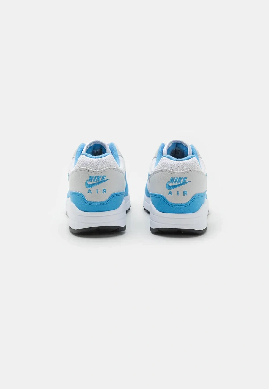 Фото № 3 с приближением к товару «‎AIR MAX 1»
