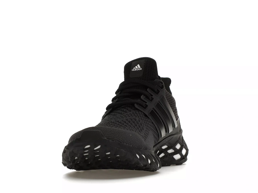 Фото № 4 с приближением к товару «‎adidas Ultra Boost Web DNA Black White»