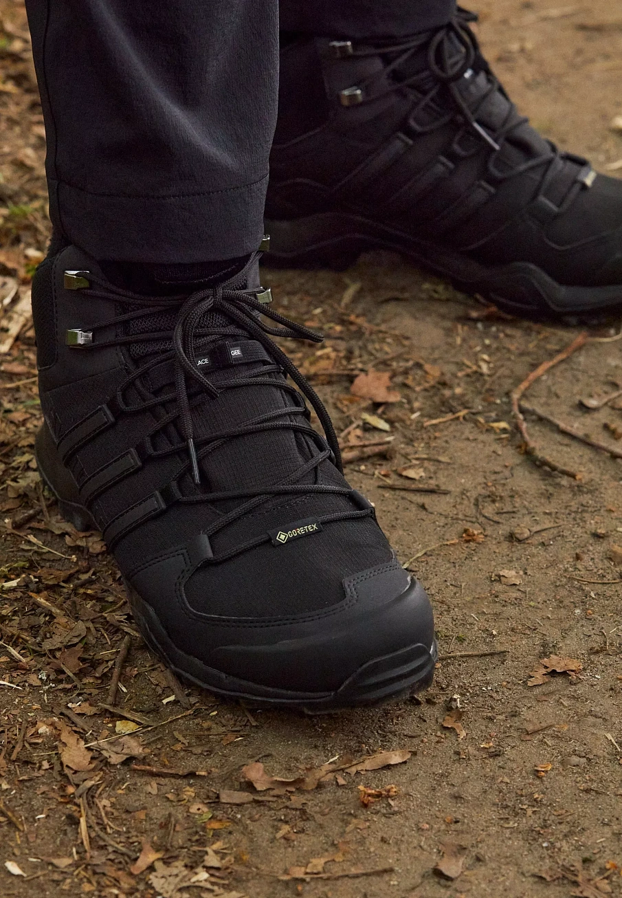 Фото № 3 с приближением к товару «‎TERREX SWIFT R2 MID GORE-TEX»