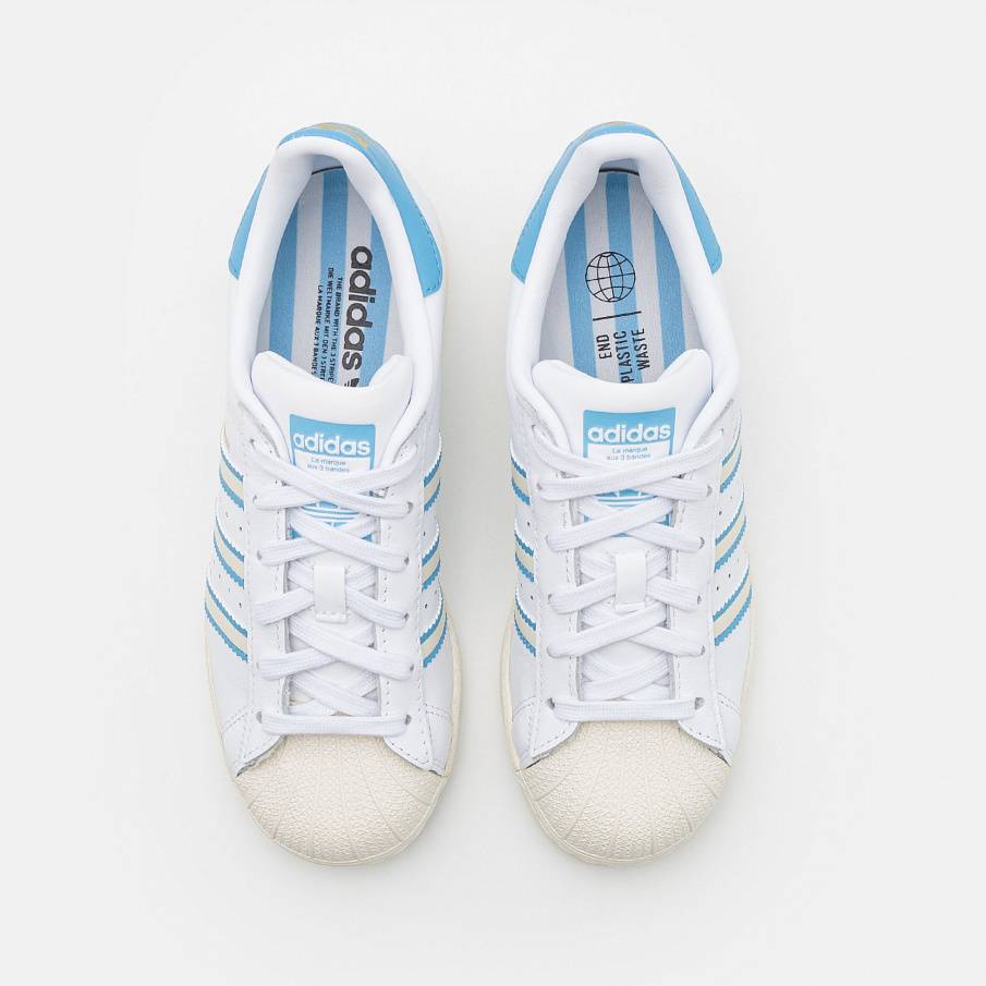 Фото № 4 с приближением к товару «‎Adidas Superstar »