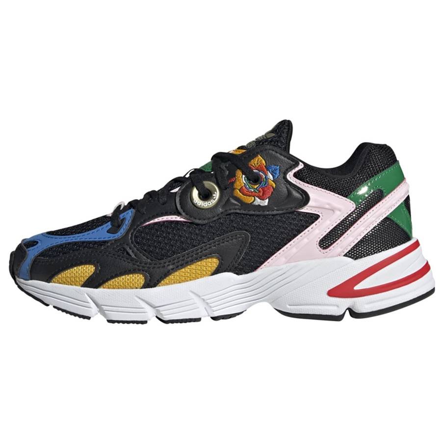 Фото № 1 с приближением к товару «‎Adidas Astir W »