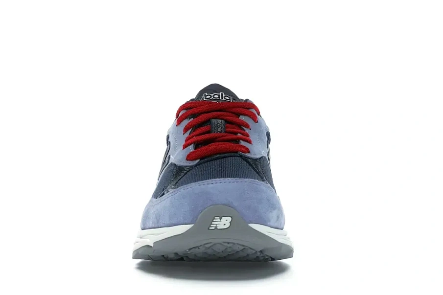 Фото № 2 с приближением к товару «‎New Balance 990v3»