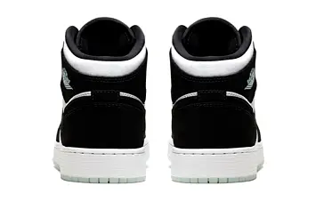 Air Jordan 1 Mid SE (GS) White Black Teal Tint - 4
