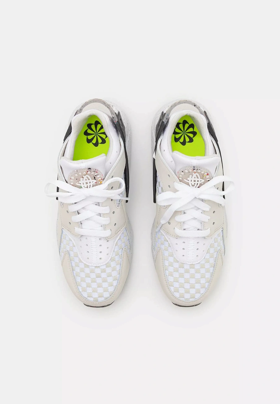 Фото № 4 с приближением к товару «‎AIR HUARACHE CRATER PRM UNISEX»