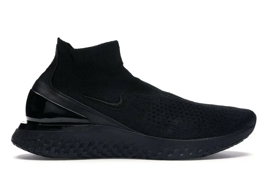 Фото № 1 с приближением к товару «‎Nike Rise React Flyknit Triple Black»