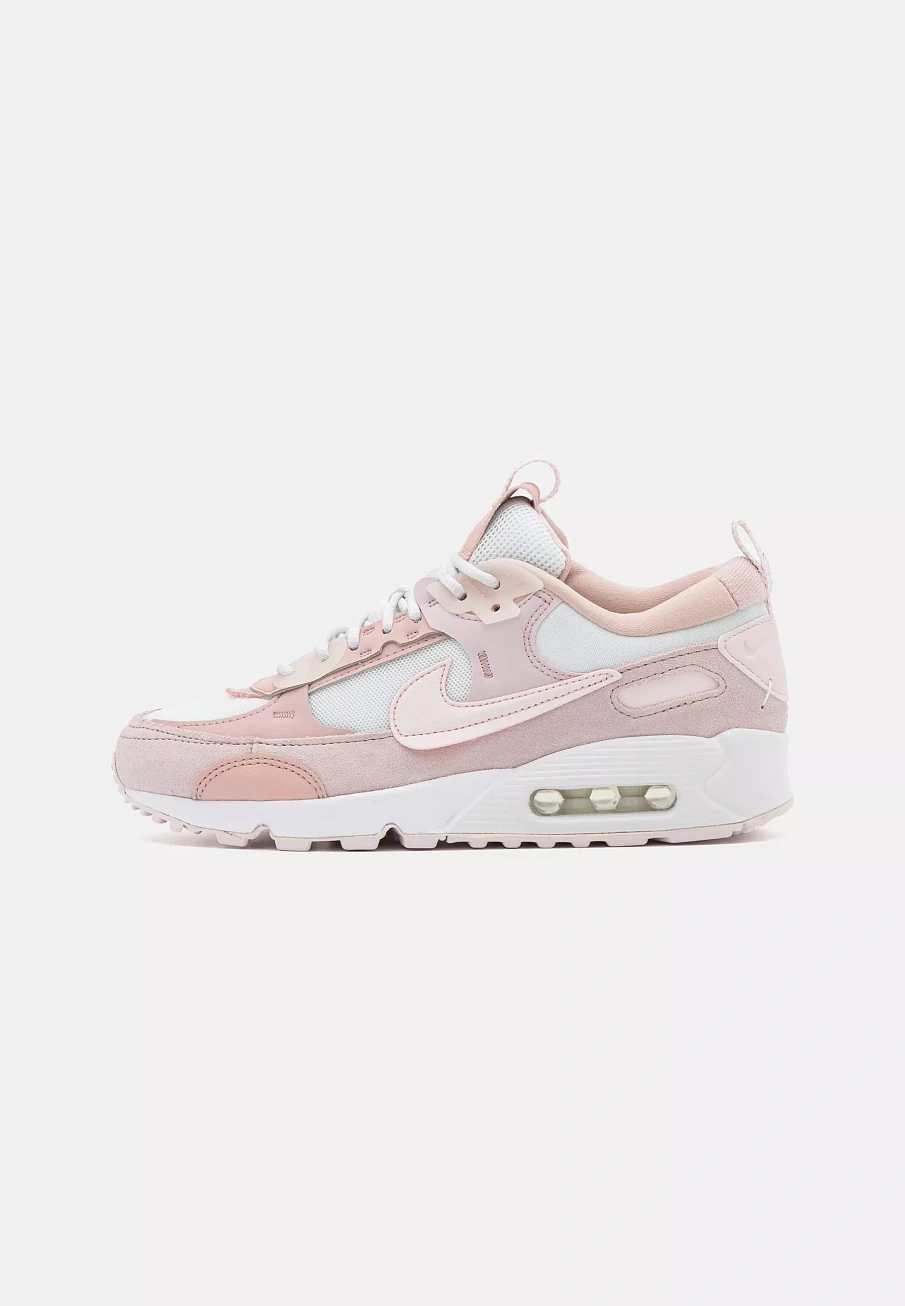 Фото № 2 с приближением к товару «‎W AIR MAX 90 FUTURA»