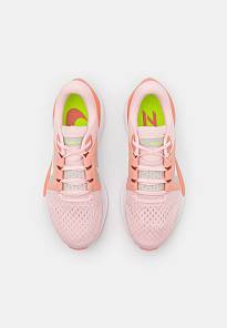 Фото № 3 с приближением к товару «‎Nike Air Zoom Vomero»