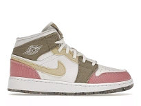 Фото № 1 с приближением к товару «‎Jordan 1 Mid SE Pastel Vivid Green Grind »