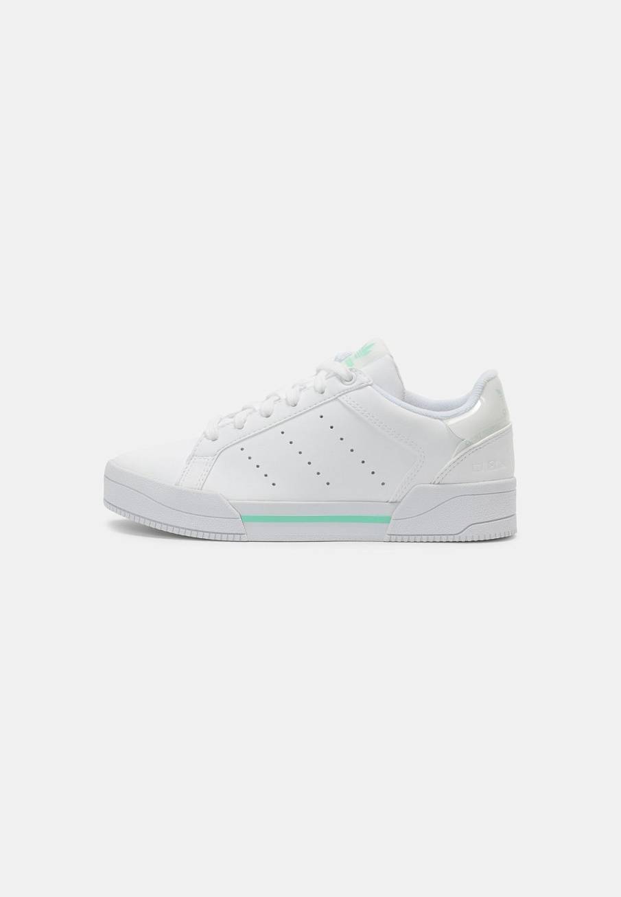Фото № 1 с приближением к товару «‎Adidas Court Tourino »