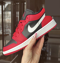 Фото № 1 с приближением к товару «‎Air Jordan 1 Low»