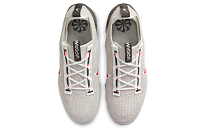 Фото № 4 с приближением к товару «‎Nike Air Vapormax 2021 Flyknit 'Light Bone University Red' Light BoneSummit WhiteBlackUniversity Red»