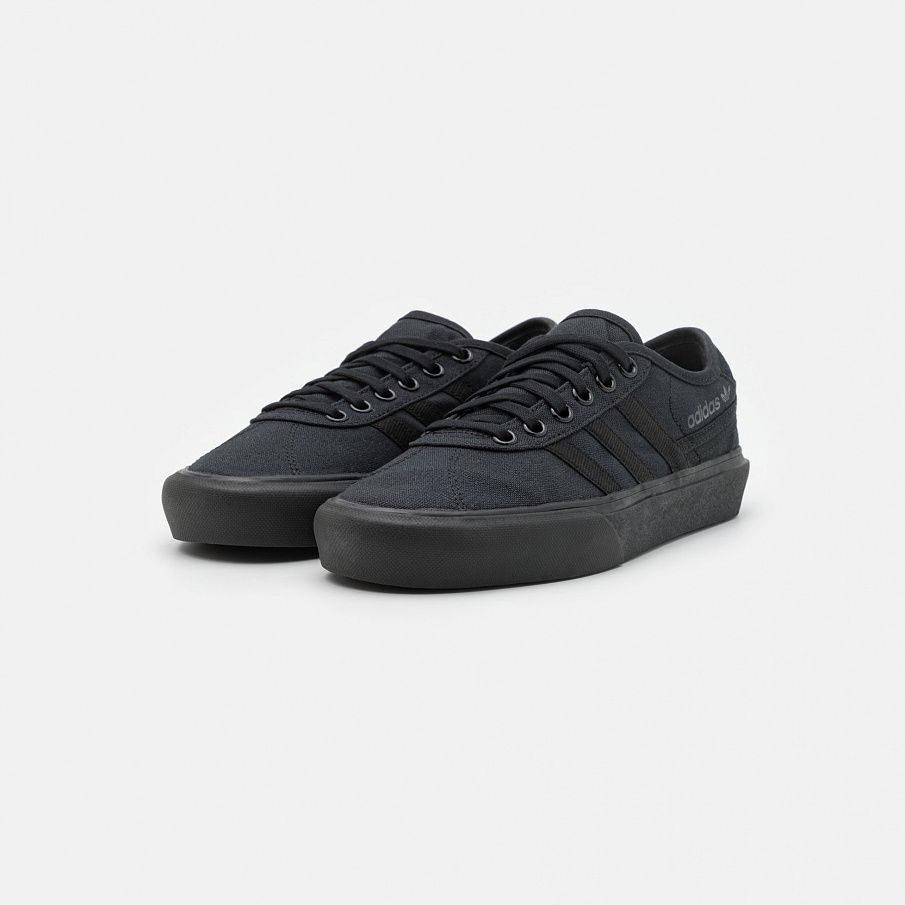 Фото № 2 с приближением к товару «‎Adidas Delpala »