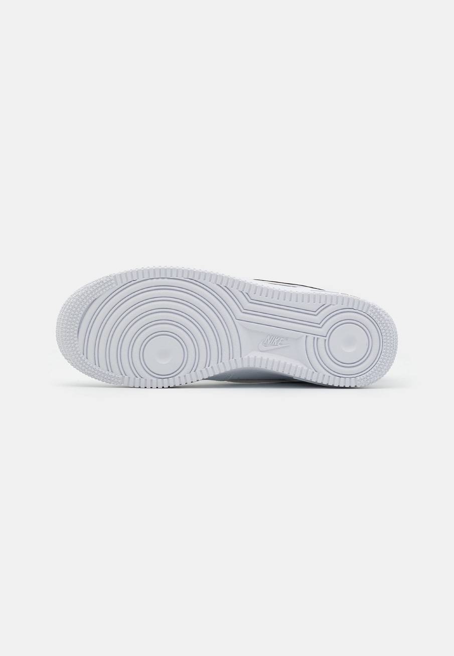 Фото № 5 с приближением к товару «‎Nike Air Force 1 ’07 Lv8 »