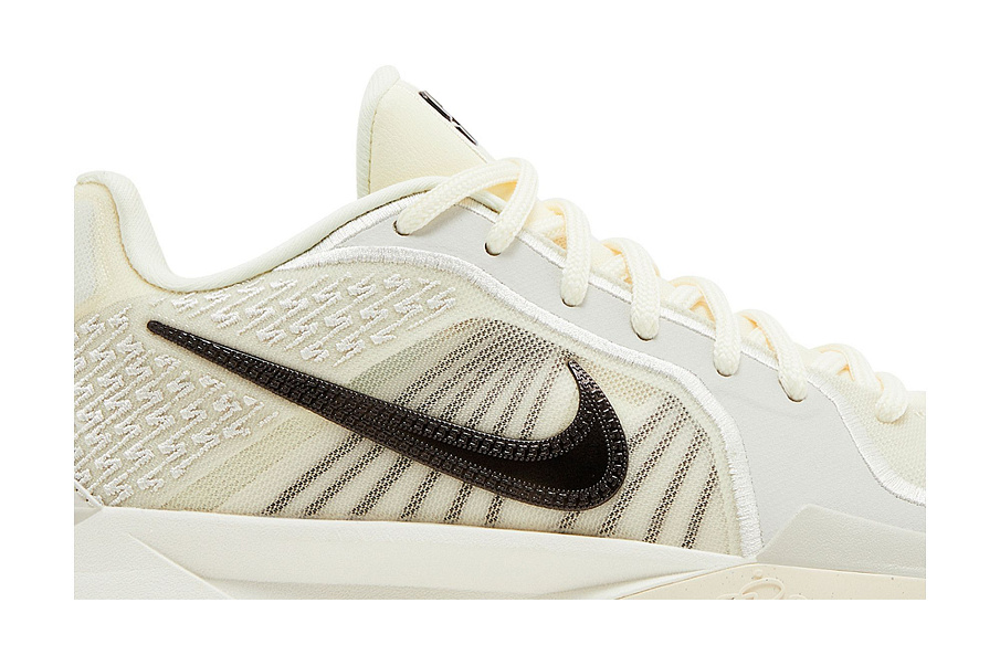 Фото № 3 с приближением к товару «‎Nike Women's Sabrina 2 Relentless»