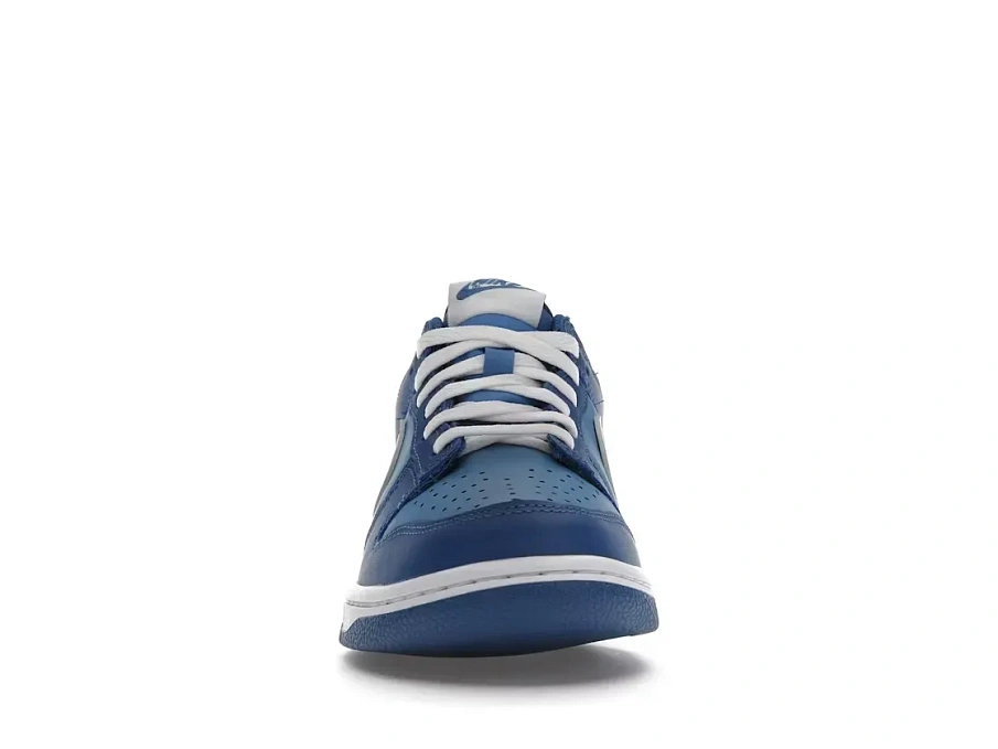 Фото № 2 с приближением к товару «‎Nike Dunk Low»