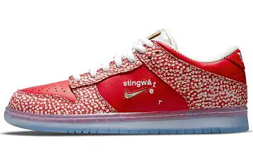 Stingwater X Nike Sb Dunk Low Og Qs Skate Shoes Magic Mushroom - 1