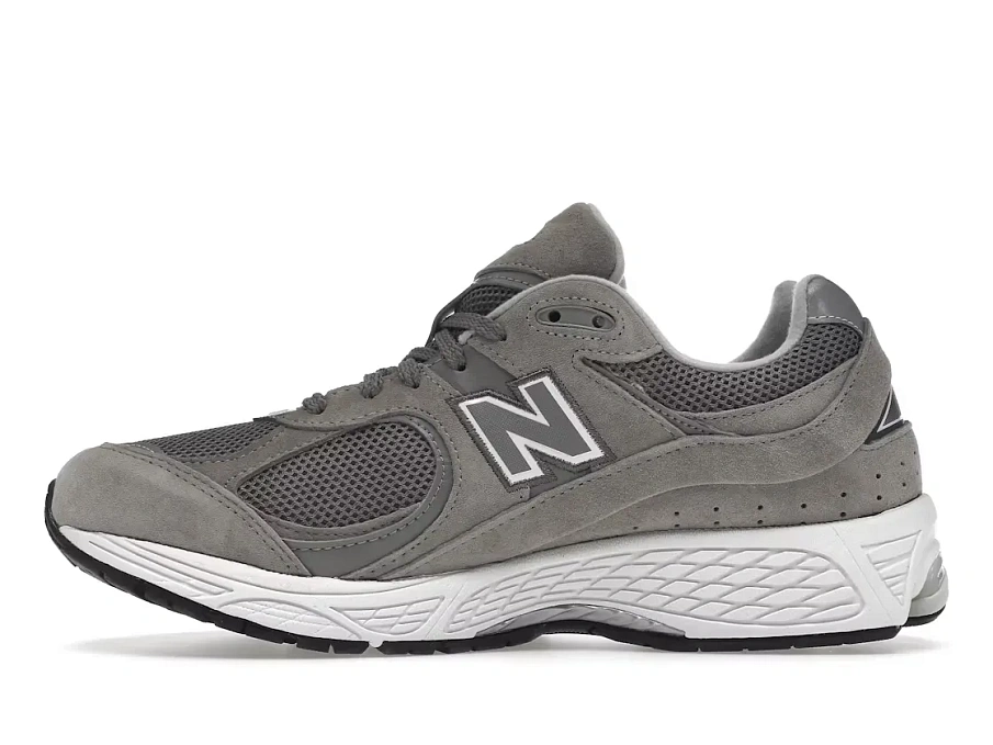Фото № 3 с приближением к товару «‎New Balance 2002R»