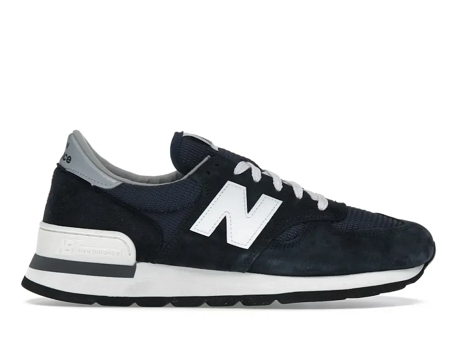 Фото № 1 с приближением к товару «‎New Balance 990v1»