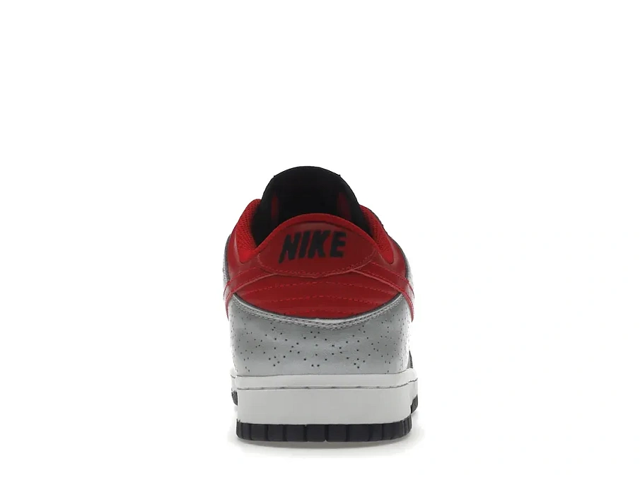 Фото № 4 с приближением к товару «‎Nike Dunk Low CL Ultraman»