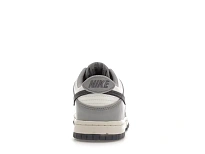 Фото № 4 с приближением к товару «‎Nike Dunk Low»