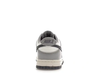 Nike Dunk Low - 4