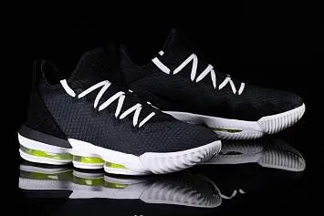 Nike Lebron 16 Python  - 2