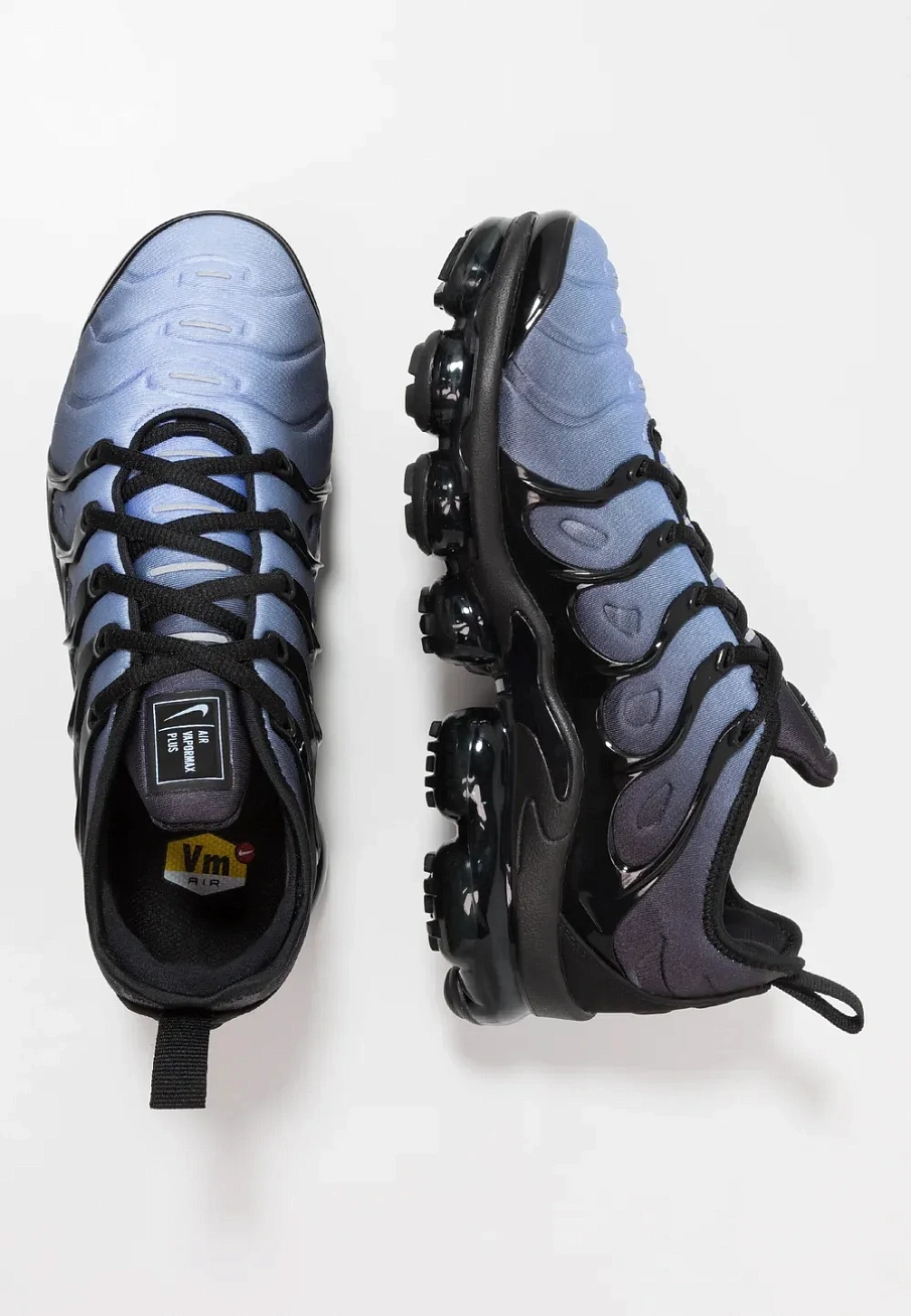 Фото № 2 с приближением к товару «‎AIR VAPORMAX PLUS»