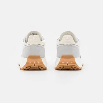 Adidas Retropy E5  - 4