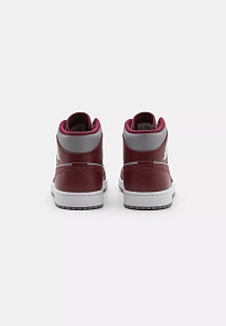 Фото № 2 с приближением к товару «‎AIR JORDAN 1 MID»