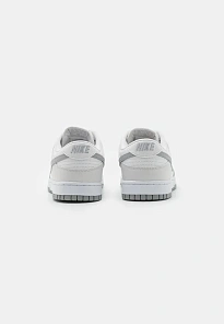 Фото № 3 с приближением к товару «‎DUNK RETRO»