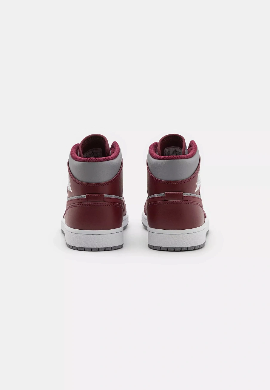 Фото № 2 с приближением к товару «‎AIR JORDAN 1 MID»