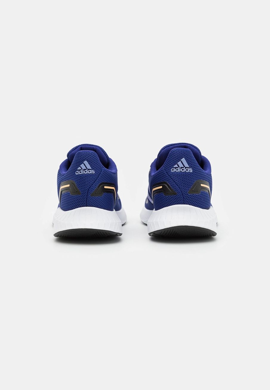 Фото № 3 с приближением к товару «‎Adidas 2.0»
