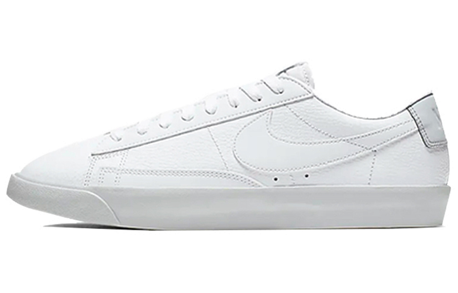 Фото № 1 с приближением к товару «‎Nike Blazer Low Lx 'Pure Platinum'»