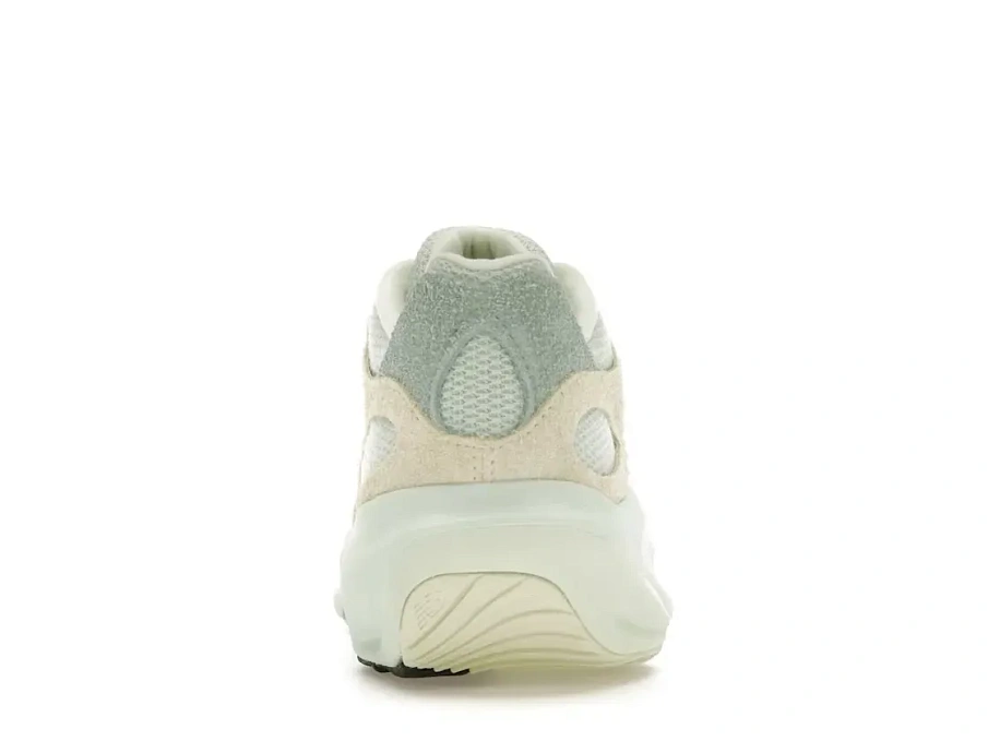 Фото № 4 с приближением к товару «‎New Balance WRPD Runner»
