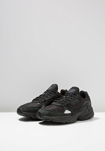 Фото № 5 с приближением к товару «‎Adidas Falcon »