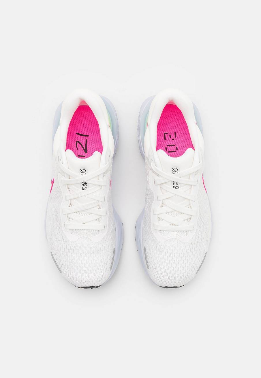 Фото № 4 с приближением к товару «‎Nike Zoomx Invincible Run Fk»