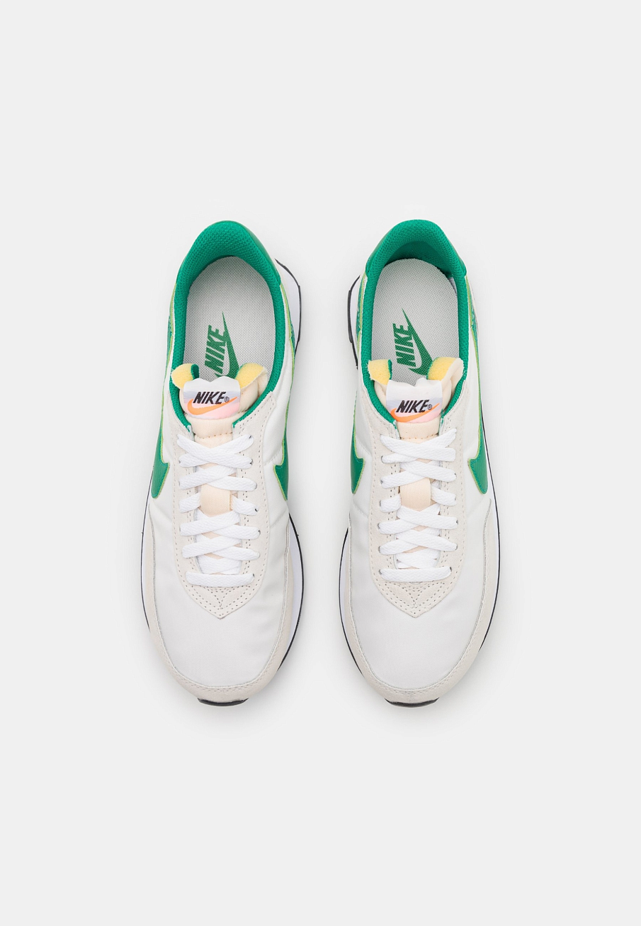 Фото № 4 с приближением к товару «‎Nike Waffle Trainer 2 »