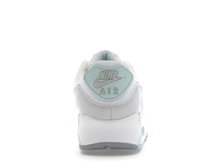 Фото № 4 с приближением к товару «‎Nike Air Max 90»