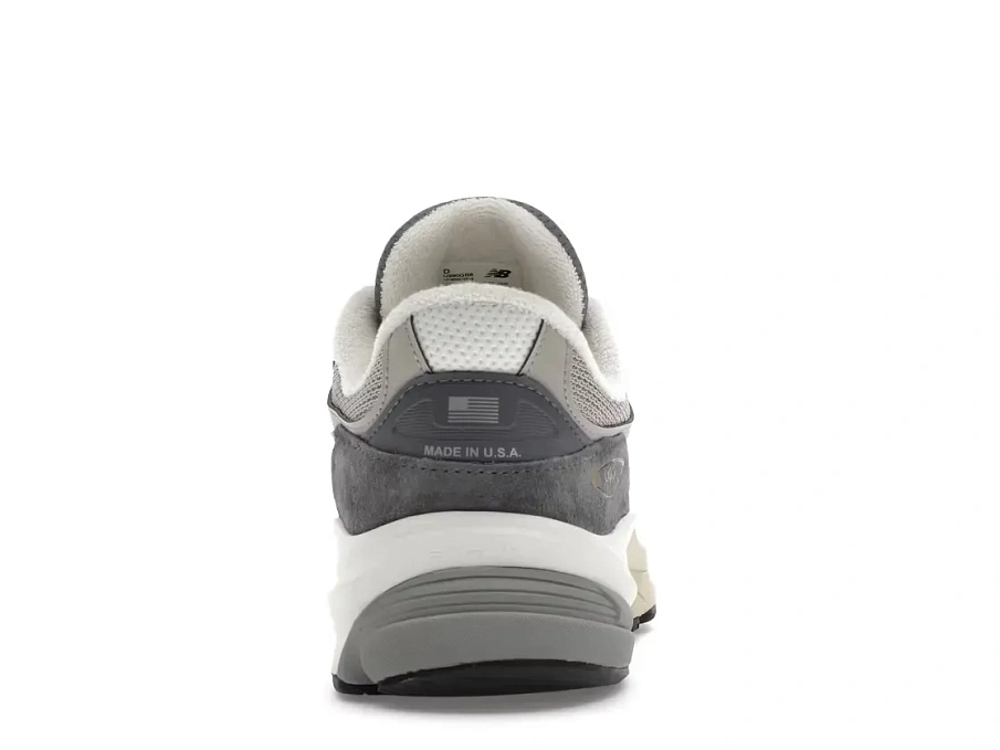 Фото № 4 с приближением к товару «‎New Balance 990v6»