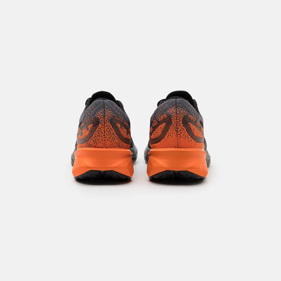 Фото № 3 с приближением к товару «‎Asics Dynablast»