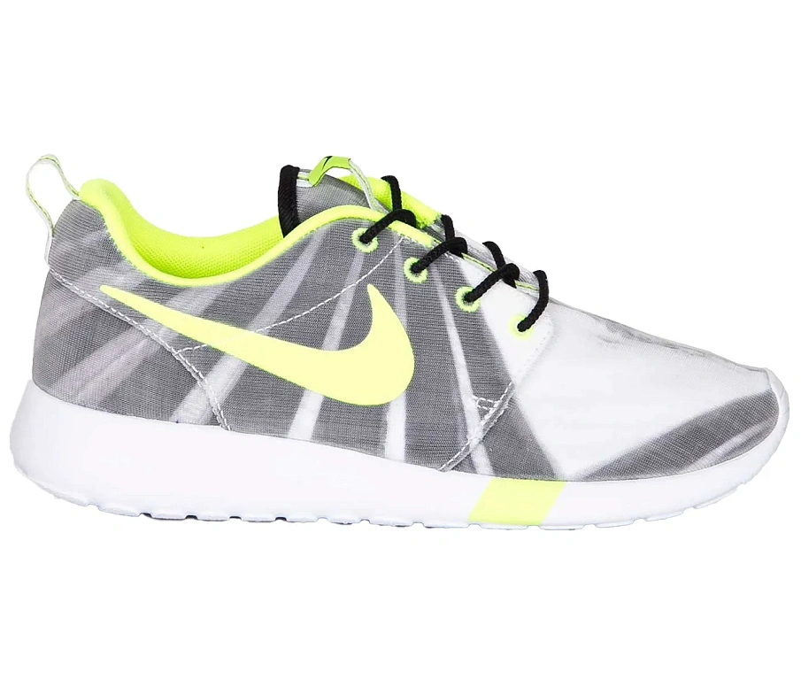 Фото № 1 с приближением к товару «‎Nike Roshe Run FV QS Black Volt White »