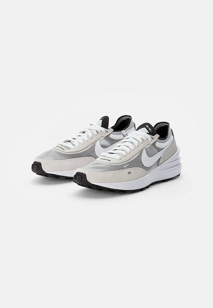 Фото № 5 с приближением к товару «‎Nike Waffle One »