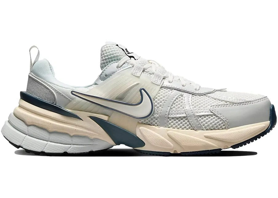 Фото № 1 с приближением к товару «‎Nike V2K Run»