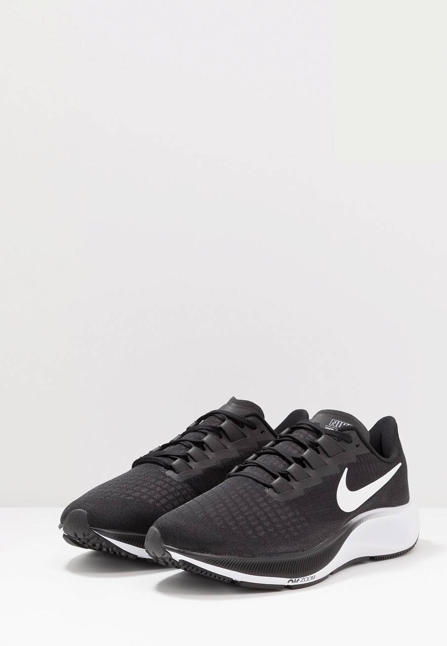 Фото № 3 с приближением к товару «‎Nike Air Zoom Pegasus 37»