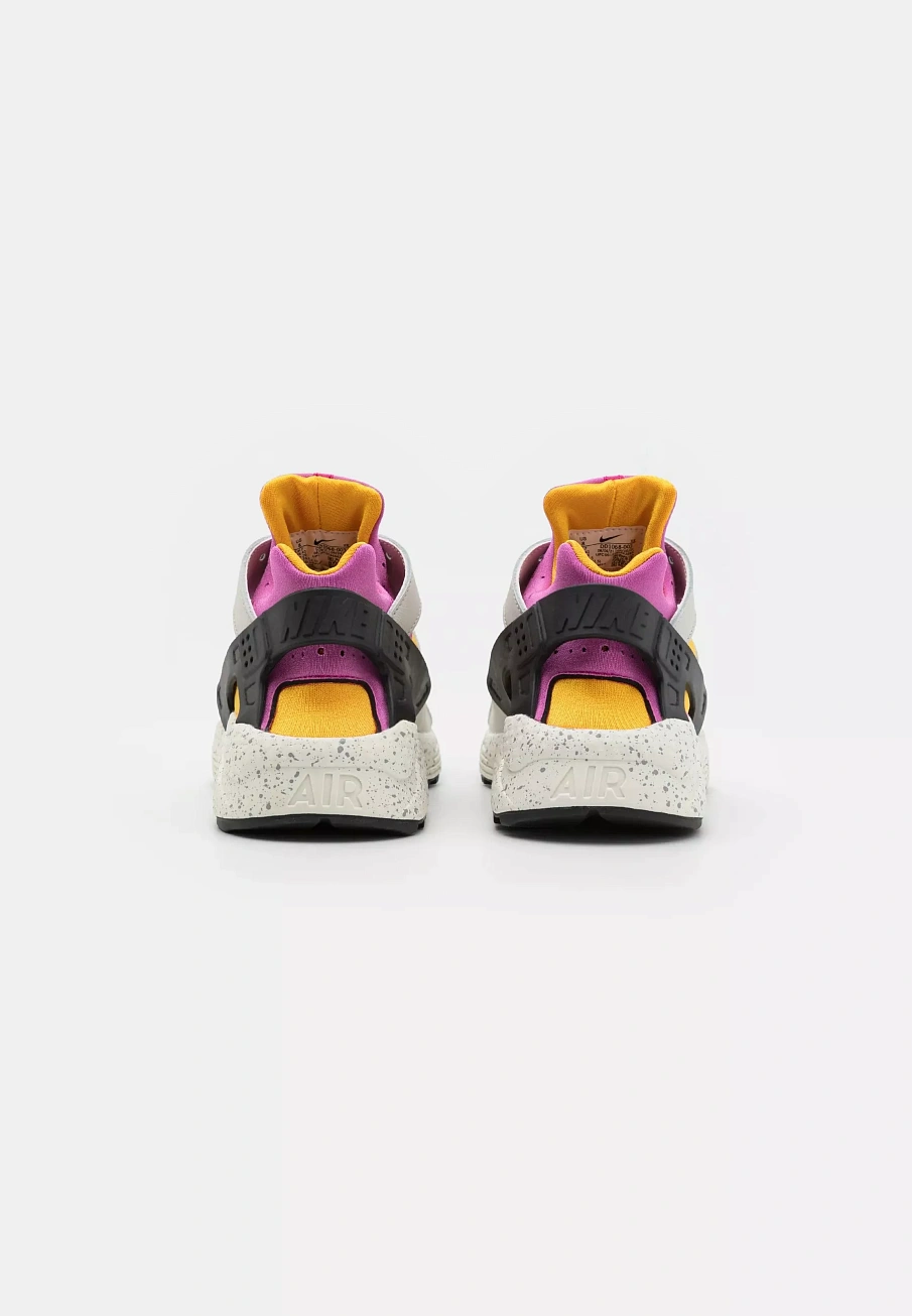 Фото № 3 с приближением к товару «‎AIR HUARACHE UNISEX»