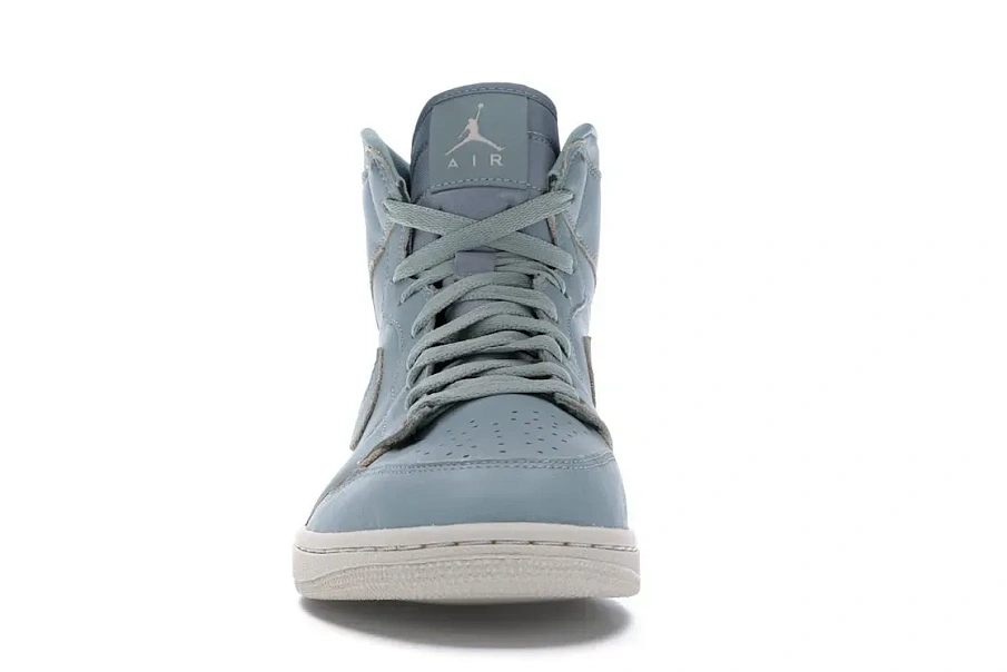 Фото № 2 с приближением к товару «‎Jordan 1 Retro High Mica Green Desert Sand»