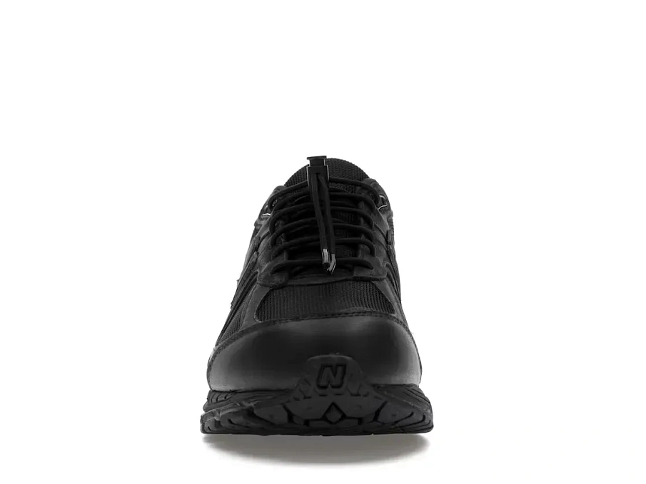Фото № 2 с приближением к товару «‎New Balance 2002R»