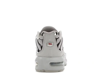 Nike Air Max Plus - 4